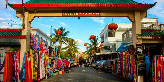 Grand baie bazaar mauritius (2)